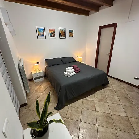 Habitación en casa particular Dream & Fly - Malpensa